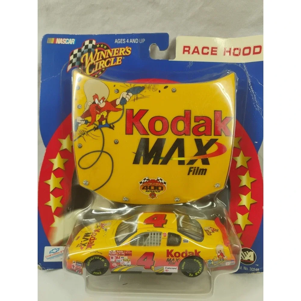Winner's Circle Mike Skinner Yosemite Sam #4 Kodak MAX 1:43 Diecast Car w/ Hood